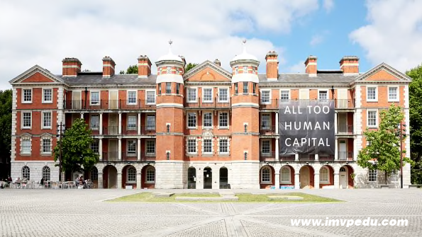 英國倫敦藝術大學本科