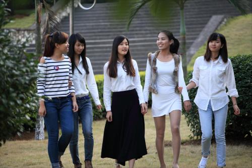 準大一新生必備物品清單,不必拿住校當搬家,輕裝上陣一身輕