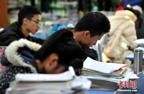 2024考研報名今將截止 考研熱為何連年升溫